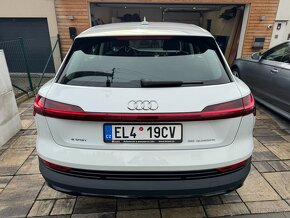 Audi e-tron,55,300kw,alcantara,tour,carplay,matrix,nov.motor - 6