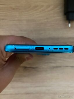 Motorola Edge 40 NEO 12Gb/256 - 6