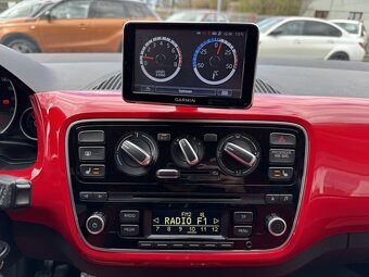 Cross UP 1.0MPi 31 927 Km Navi Klimatizace Tempomat - 6