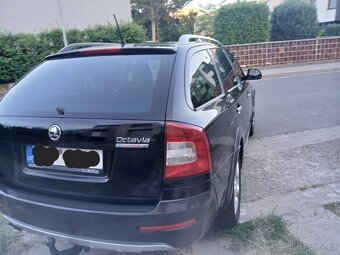 Škoda Octavia Scout dsg 2.0tdi 4x4 - 6