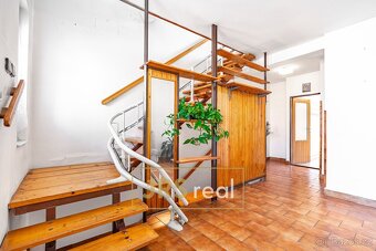 Prodej rodinného domu, 230 m2 - Hustopeče, ev.č. 00031 - 6