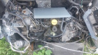 Renault Trafic Vivaro Primastar 1.9 dci 74kw díly - 6