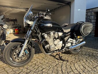 Yamaha xjr 1300 - 6
