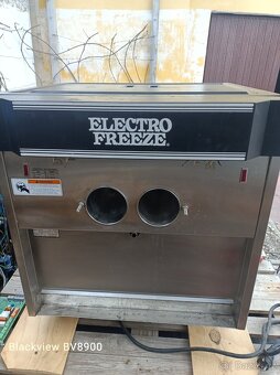 Stroj na výrobu zmrzliny - 6