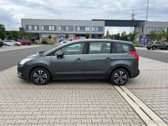 Peugeot 5008 1.6 HDi 80kw automat 7 míst panorama - 6