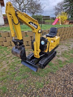 Minibagr Hanix 750kg - 6