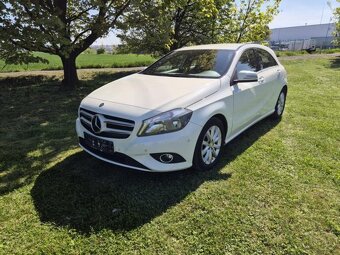 Prodám Mercedes-Benz Třídy A 1.6I 90KW - AUT.KLIMATIZACE - 6