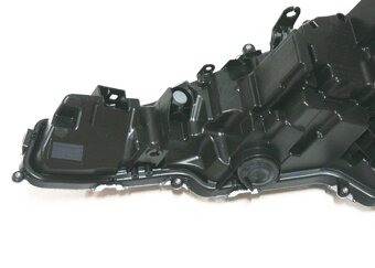 Pravé přední světlo OEM Toyota Corolla E210 - 6