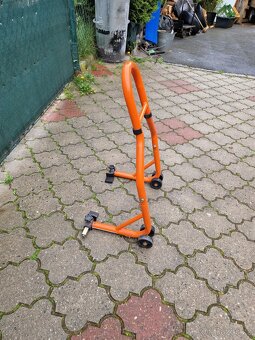 Prodám stojan na motorku - 6