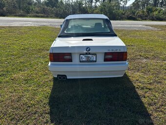 BMW E30 325i Cabrio - 6