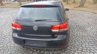 VW Golf VI 1,2 TSi 77kw Málo najeto - 6