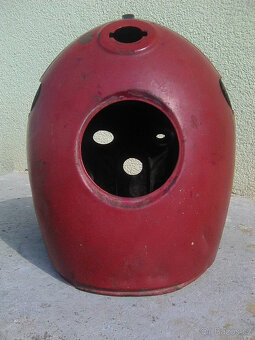 čz 175/450- podsedlové plechy,kryty reflektoru,stojan,p.blat - 6
