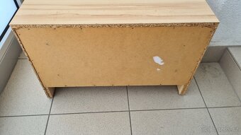 Noční stolek k posteli, ložnice - 6