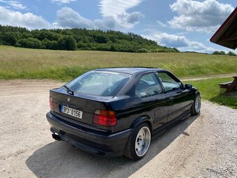 Bmw e36 323ti - 6