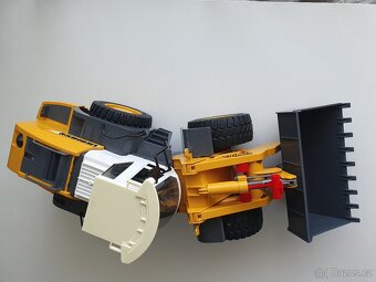 Čelní nakladač Liebherr L 574 - Bruder 2430 - 6
