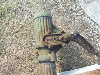 ruční historická pumpa Sigmund - 6