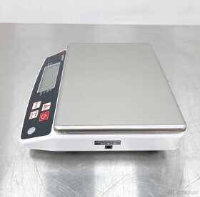 Digitální kuchyňská váha do 10 kg - dělení: 1 gram - 6