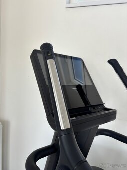 Technogym Artis Step LIVE - TOP - 6