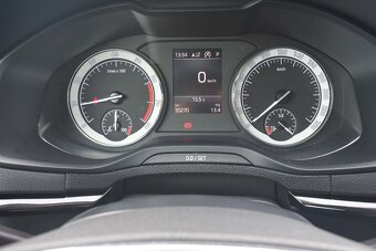 Škoda Karoq 1.5 TSI 110 kw STYLE DSG NAVI - 6