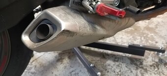 Honda CB650R - 6