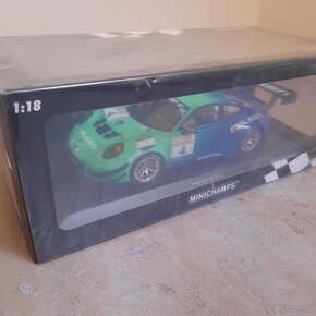 Porsche 911 GT3 R MINICHAMPS 1:18, 1/18 - 6