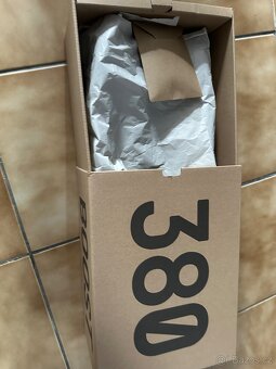 Adidas Yeezy 380 Onyx - 6