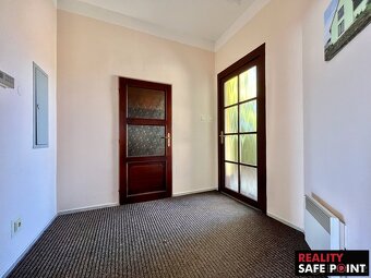 Prodej obchodního prostoru (3 159 m2), ev.č. 00594 - 6