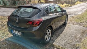 Opel Astra 1,4 - 37 tis. km - 6