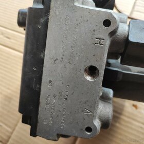 BMW E36 / E39 / E38 - ABS kostka 000 - 6