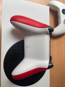 Xbox Series S + 2 ovladače - 6