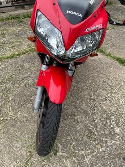 HONDA CBR125r 2005 - 6