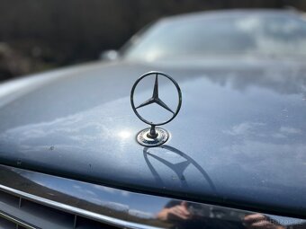 Mercedes-Benz 211K na nahradni dily - 6