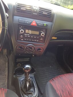 Kia Picanto 1,1 Crdi - 6