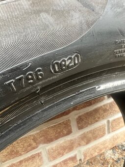 Pneu 245/45 R18, 275/40 R18 Pirelli Sottozero3 Run Flat - 6