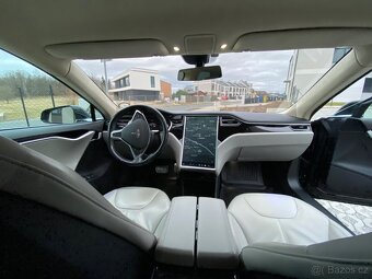 Tesla model S P85 - 6