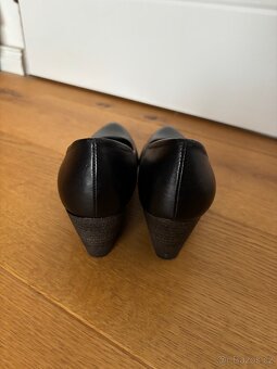 Dámské černé lodičky - 6