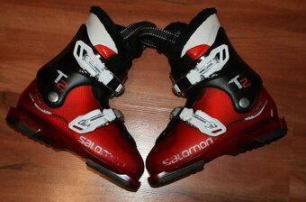 lyže dynamic 80 cm , lyžáky - 6