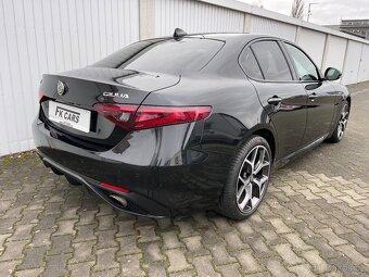 Alfa Romeo Giulia, 2,0 Q4 Veloce TOPstav, s.kniha - 6