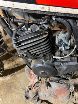 Yamaha dt 125 - 6
