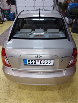 Hyundai Accent Top stav - 6