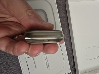 Apple Watch Ultra + Apple milánský tah z černého titanu - 6