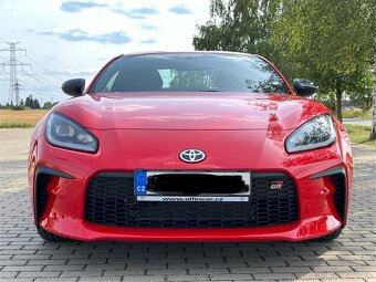TOYOTA GR86 2.4 6MT - TOP - 6