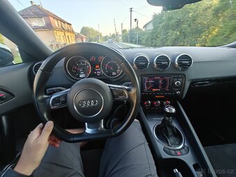 Audi TT roadster / 2.0Tfsi 155kw - 97000km - 6