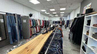 Pronájem obchodního prostoru 128m2 v centru města - 6