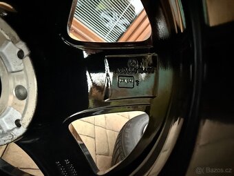 Originál kola Mercedes E - top stav - 6