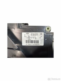 Levý a pravý halogen 3C0941005Q 3C0941006Q VW Passat B6 - 6