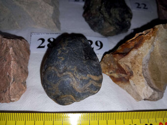 S92 Sbírka 38 ks minerálů, hornin a zkamenělin - 6