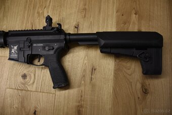 kompletní výbava se zbraní M4 AR15 - 6