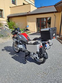 BMW R2200GS LC - 6
