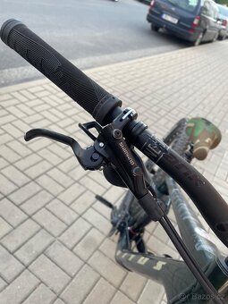 Celoodpružené sjezdové enduro kolo Vitus - 6